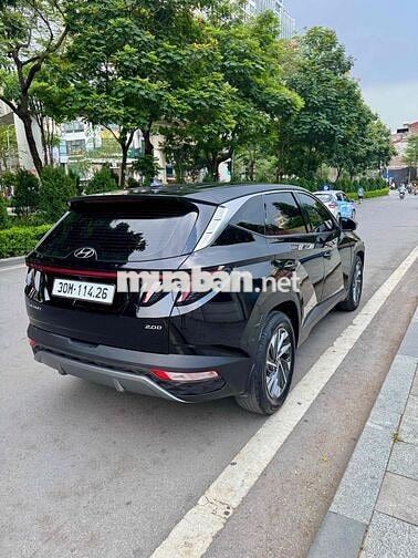 Hyundai Tucson 2022 Dầu 4800 km Đen