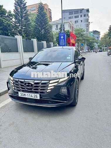 Hyundai Tucson 2022 Dầu 4800 km Đen