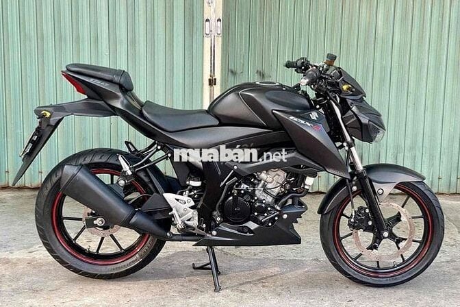 Suzuki GSX-S150 2018 bao kí giấy
