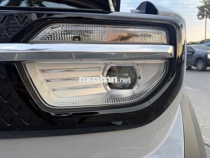 Xe ô tô điện VinFast VF3 Xám