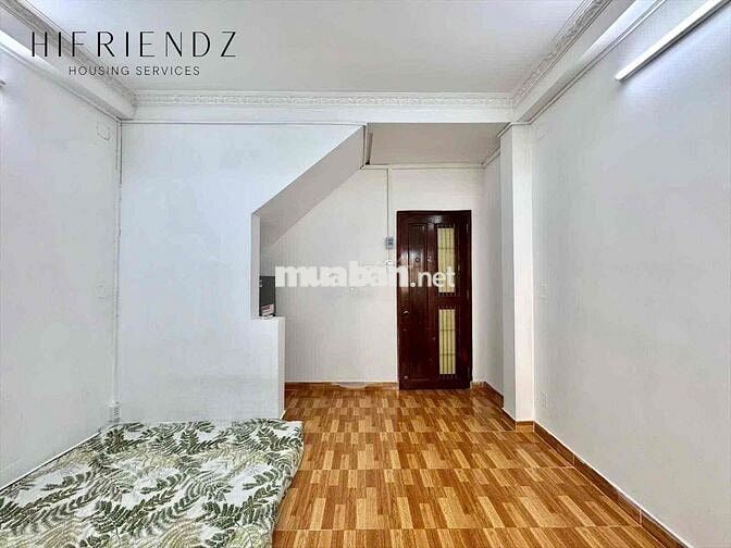 Cho thuê phòg cửa sổ trời full nt Dương Bá Trạc Q8