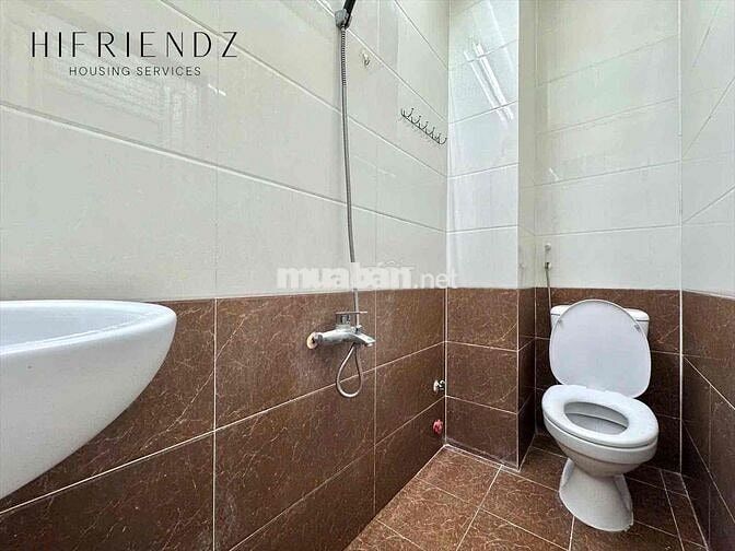 Cho thuê phòg cửa sổ trời full nt Dương Bá Trạc Q8