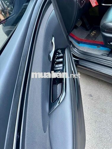 Hyundai Tucson 2022 Dầu 4800 km Đen