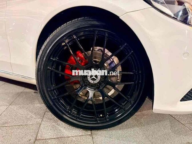 Mercedes-Benz C200 2017 Trắng