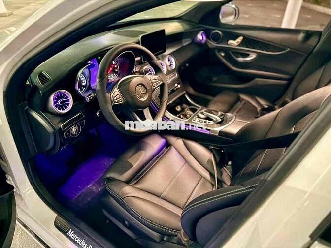 Mercedes-Benz C200 2017 Trắng