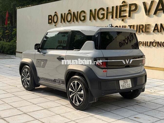 Xe ô tô điện VinFast VF3 Xám