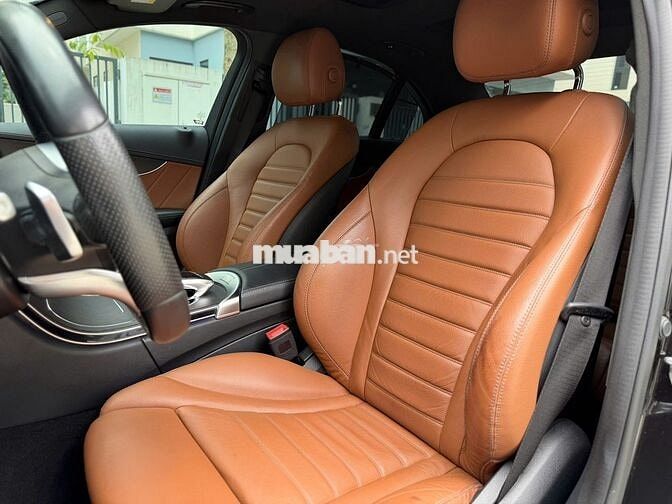 Mercedes-Benz C300 2020 Đen 75000 km