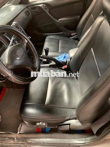 Toyota Corona màu Bạc ánh hồng