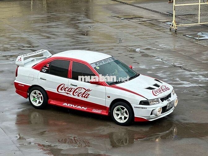 Mitsubishi Lancer 2000 Evo IV