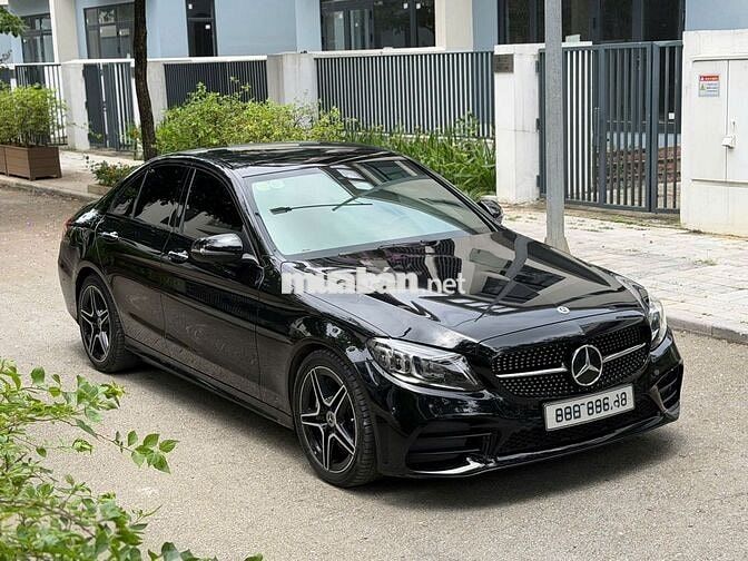 Mercedes-Benz C300 2020 Đen 75000 km