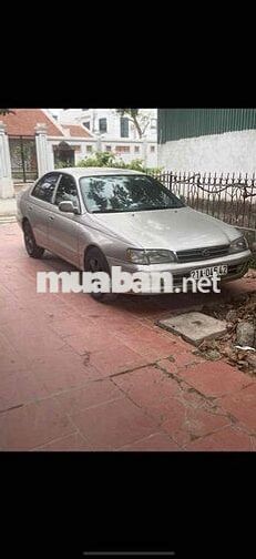Toyota Corona màu Bạc ánh hồng