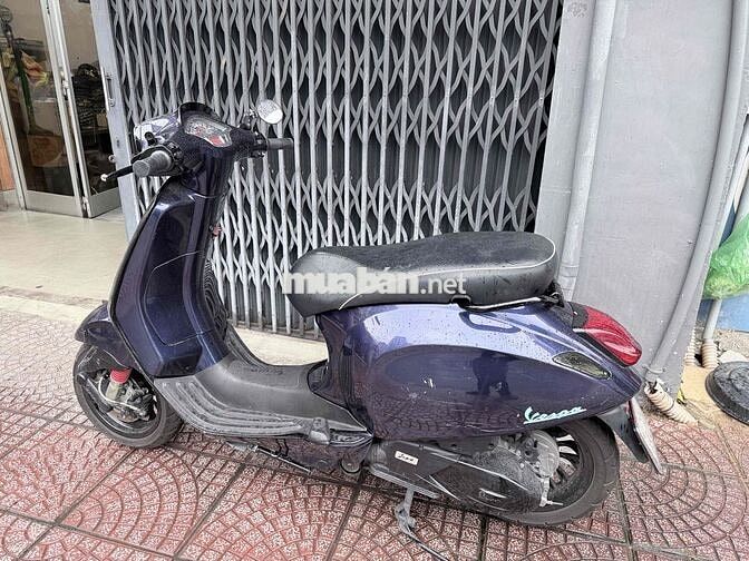 Piaggio Vespa Sprint màu Xanh tím
