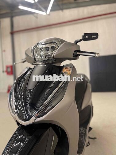 Honda Lead 125cc ABS 2025 Bạc đen
