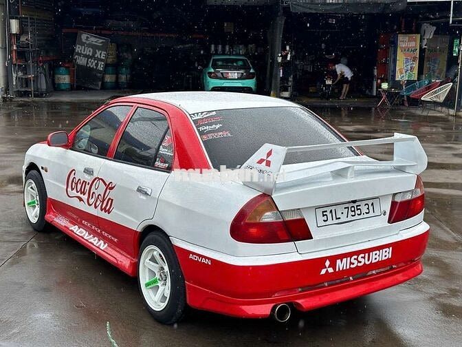 Mitsubishi Lancer 2000 Evo IV