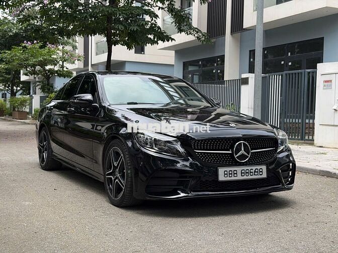 Mercedes-Benz C300 2020 Đen 75000 km