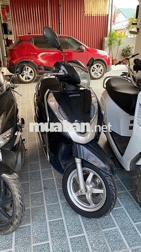 Honda Lead 125 đen