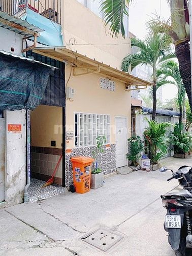 Bán CHDV ngay chợ Vườn Lài, đang có dòng tiền ổn định