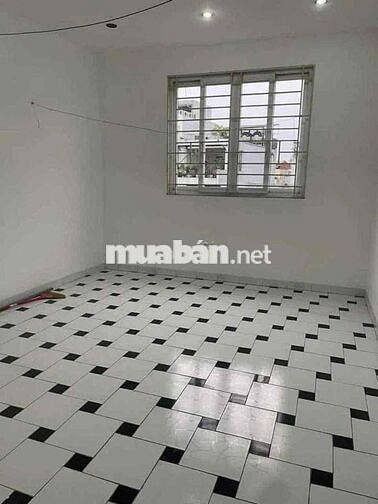 Cho Thuê Nguyên Căn- Ngọc Thụy  3 ngủ, 9tr