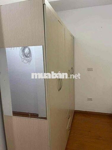 Cho Thuê Nguyên Căn- Ngọc Thụy  3 ngủ, 9tr
