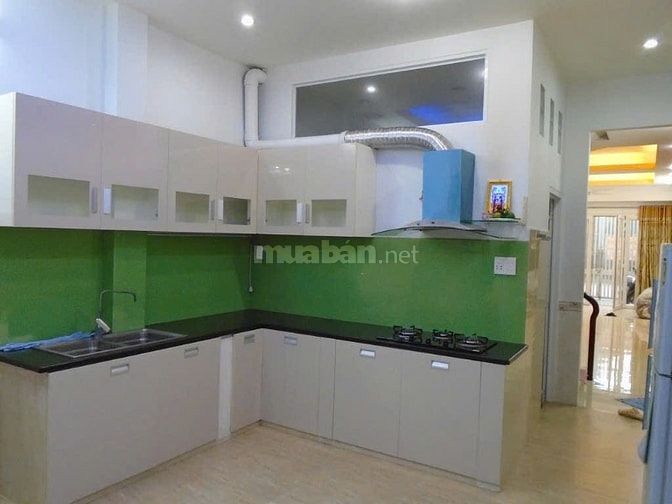 CHO THUÊ NHÀ MẶT TIỀN 4 TẦNG GẦN SÂN VẬN ĐỘNG QUẬN 8