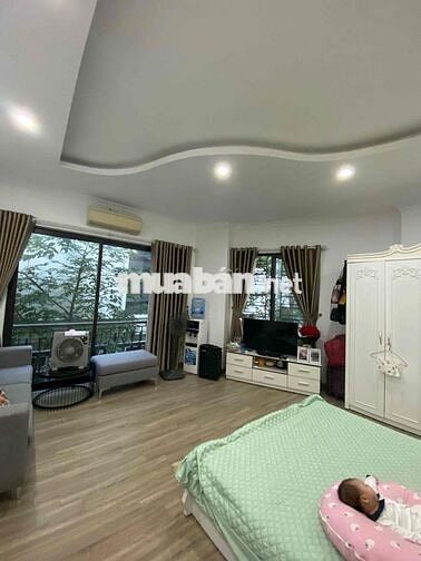 CC bán nhà 38m2 x 5 tầng, full nội thất, ngõ ô tô đỗ cửa