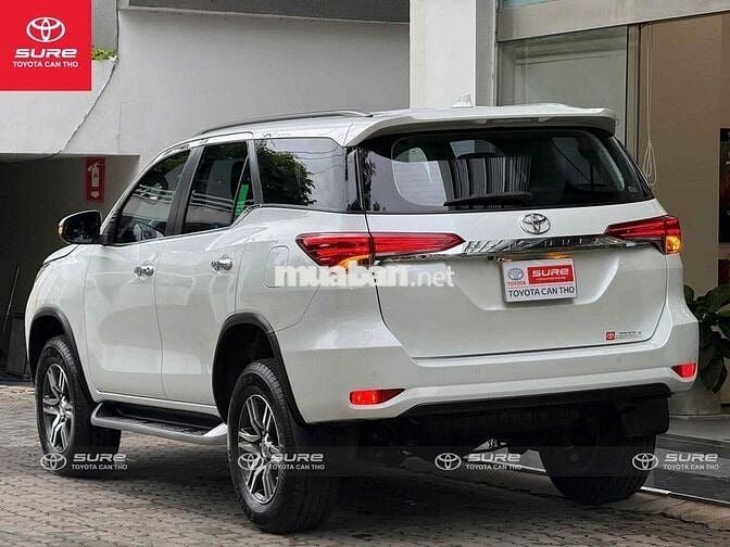 Toyota Fortuner G AT 2023 Trắng ngọc trai HÃNG