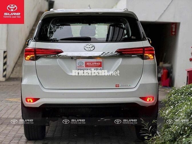 Toyota Fortuner G AT 2023 Trắng ngọc trai HÃNG