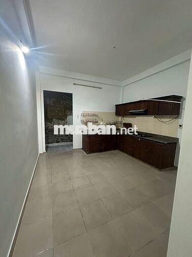 Nhà nguyên căn 4x20 1 lầu đúc 3PN mới gần AEON