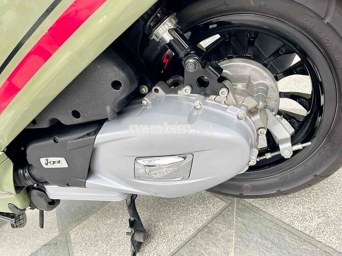 Piaggio Vespa Sprint 2024 Xanh rêu 4000km