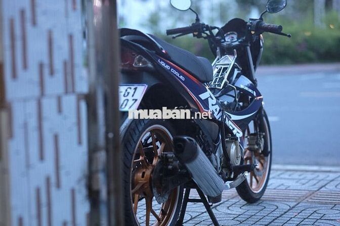 Suzuki Raider R150 Đen Tím Trắng