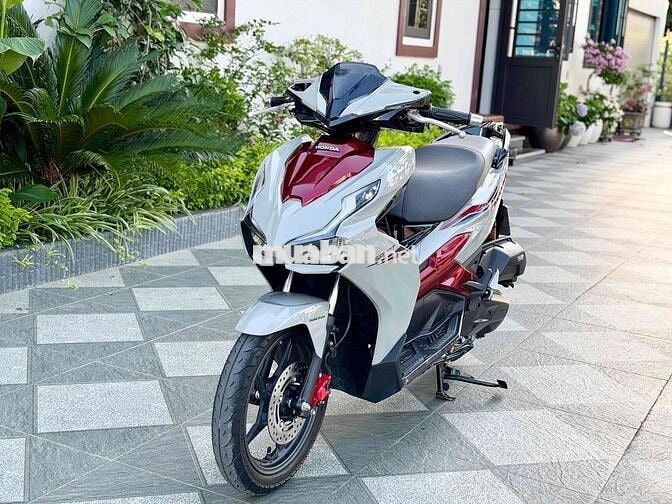 Honda Airblade 125 2024 Xám đỏ