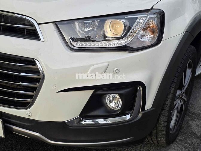 Chevrolet Captiva 2016 2.4 Trắng