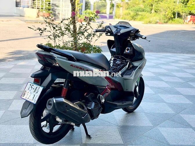 Honda Airblade 125 2024 Xám đỏ