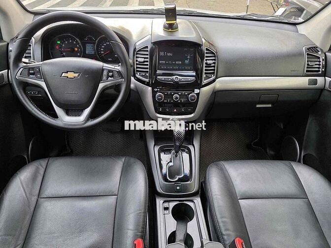 Chevrolet Captiva 2016 2.4 Trắng