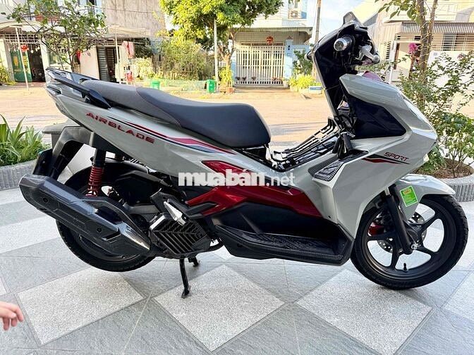 Honda Airblade 125 2024 Xám đỏ