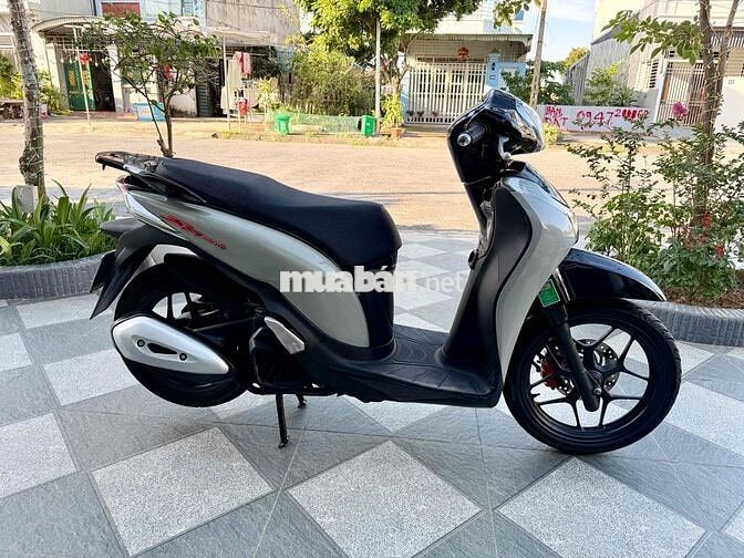 Honda SH Mode 2017 Xám xi măng