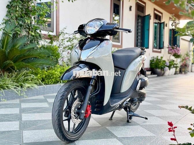 Honda SH Mode 2017 Xám xi măng