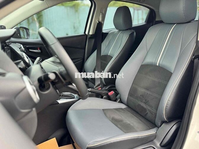 Mazda 2 Hatchback 2023 Trắng 40000 km