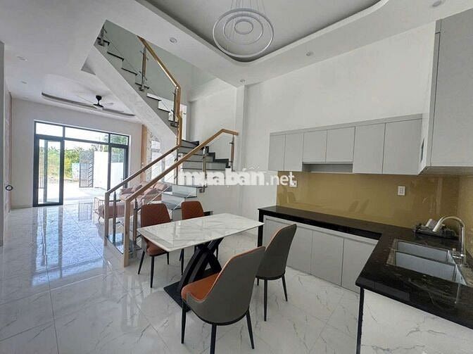 NHÀ LẦU BIÊN HOÀ - 1 TỶ 950 THƯƠNG LƯỢNG 