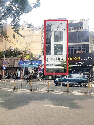NHÀ MẶT TIỀN Nguyễn Thị MINH KHAI QUẬN 3,SÁT Ngã TƯ CMT8-NTMK NGAY Q1