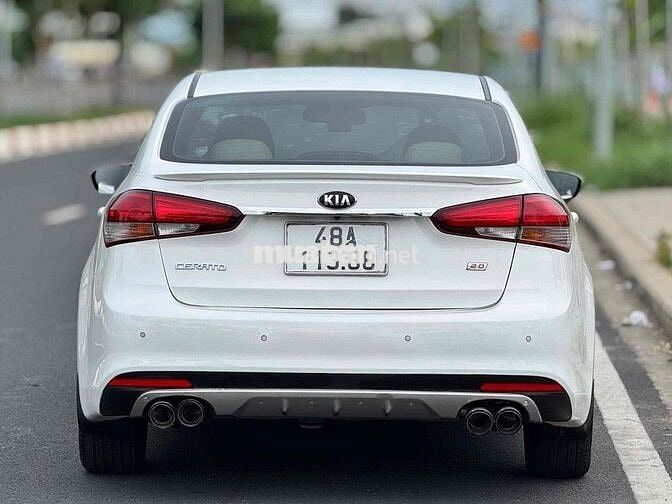 Kia Cerato 2017 2.0AT 90000 km Trắng