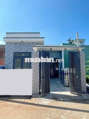 Nhà C4 Khu Dân Cư Long Chiến Bao Đẹp Sang Thoáng