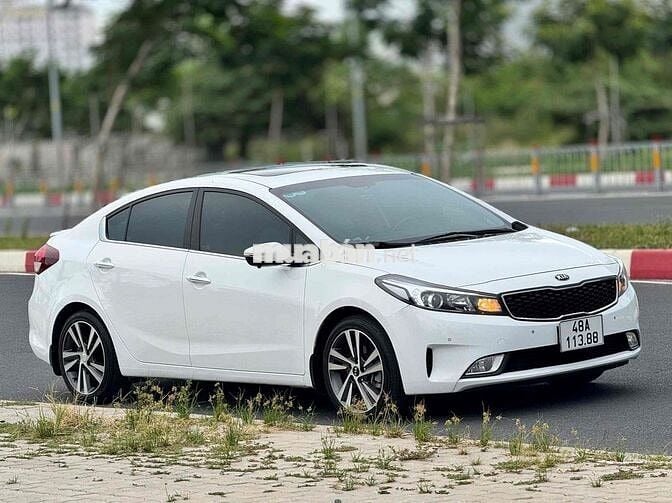 Kia Cerato 2017 2.0AT 90000 km Trắng