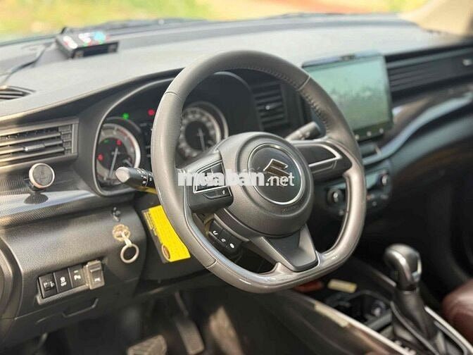 Suzuki XL7 2020 35.000km Đen