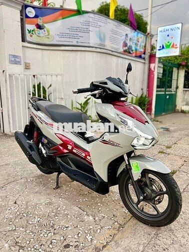 Honda Airblade 125 2024 Xám xi măng 4 val