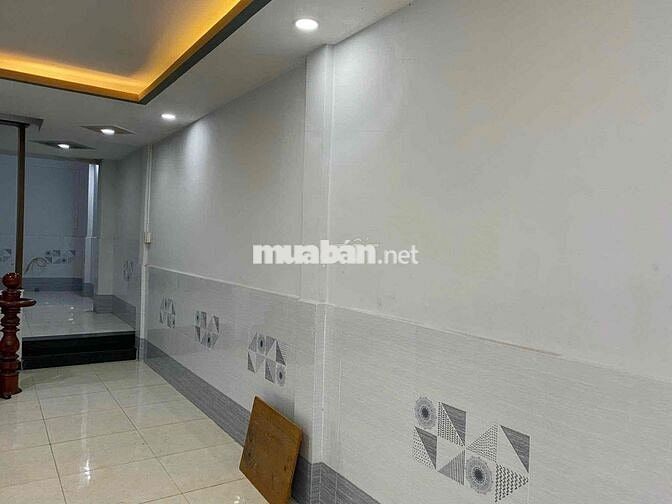 NHÀ HẼM 1/ quang trung cách chợ hoc mon 30m . MỚI ĐẸP
