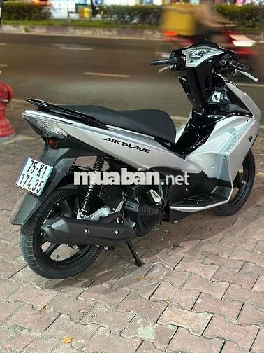 * Airblade 125 2015 Bạc dọn mới 100% - 9 chủ ký