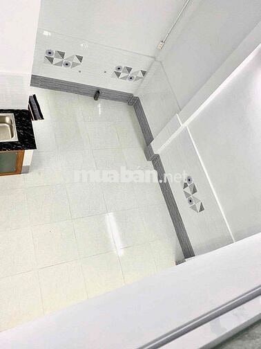 NHÀ HẼM 1/ quang trung cách chợ hoc mon 30m . MỚI ĐẸP