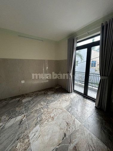 Cho thuê nhà mới xây hẻm xe hơi 6m Lạc Long Quân P8 Q Tb