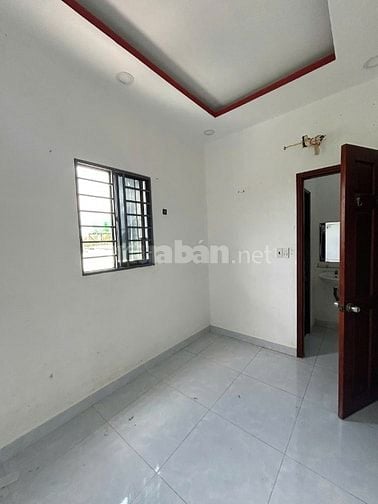 BÁN NHÀ GẦN HÓC MÔN ĐƯỜNG XE HƠI SÁT CHỢ - GIÁ CHỐT 8XX TRẢ TRƯỚC 690